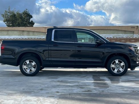 New 2025 Honda Ridgeline RTL image 3