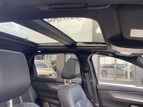 Certified 2025 MAZDA CX-70 Plug-In Hybrid w/ Premium Plus image 10