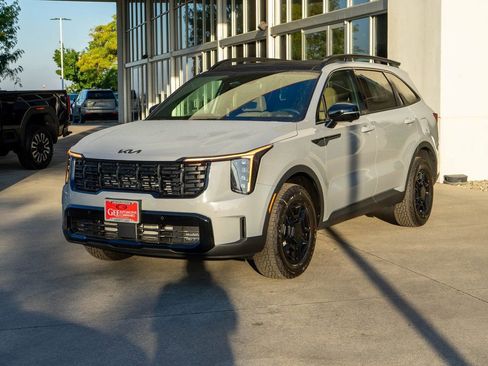 New 2026 Kia Sorento SX Prestige w/ Olive Brown Leather Package image 3