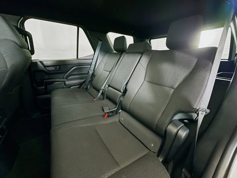 Used 2025 Toyota 4Runner SR5 image 28