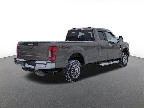 Used 2022 Ford F250 XLT w/ XLT Premium Package image 3