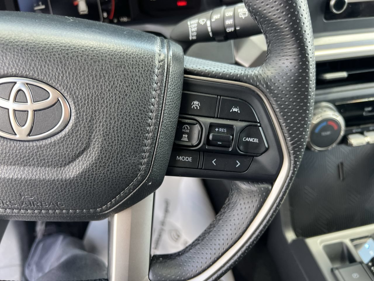 Used 2025 Toyota 4Runner SR5 RWD image 20