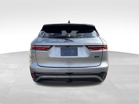 Certified 2026 Jaguar F-PACE R-Dynamic S AWD/4WD image 8