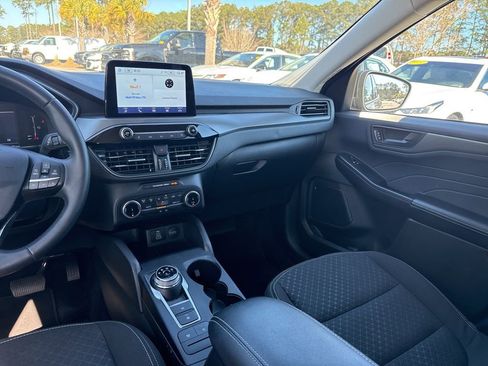 Used 2024 Ford Escape Active image 17