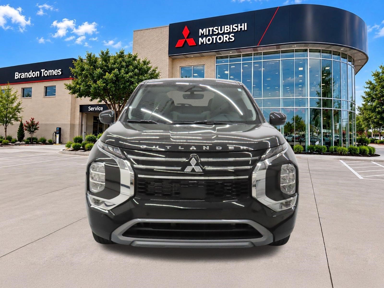 New 2026 Mitsubishi Outlander SE FWD image 9