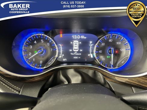 Used 2024 Chrysler Pacifica Limited image 13