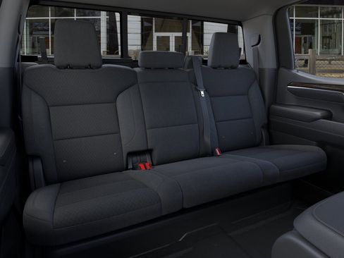 New 2026 GMC Sierra 1500 SLE image 17