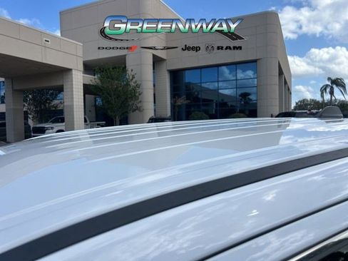 Used 2021 RAM 1500 Limited w/ Body Color Bumper Group image 32