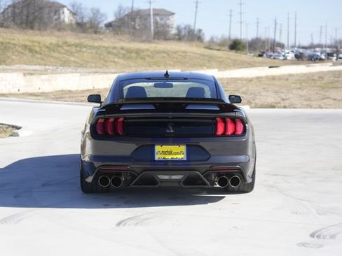 Used 2022 Ford Mustang Shelby GT500 w/ Technology Package image 7