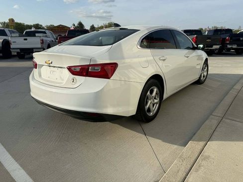 Used 2017 Chevrolet Malibu LS FWD image 6