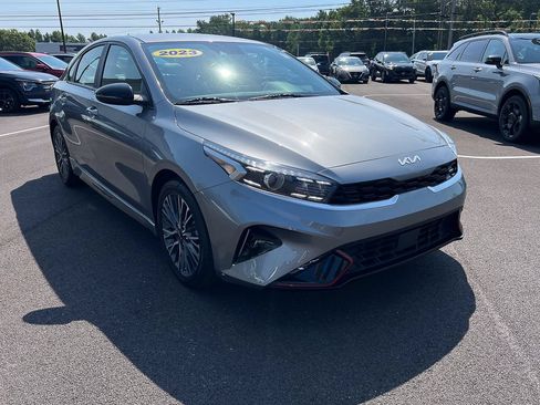 Used 2023 Kia Forte GT-Line w/ GT-Line Technology Package FWD image 9
