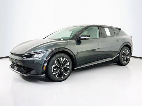Used 2024 Kia EV6 Wind AWD/4WD image 3