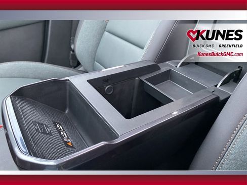 New 2026 GMC Terrain AT4 w/ Convenience Package III image 28