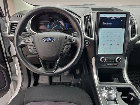 Used 2021 Ford Edge SE FWD image 13