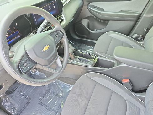 Used 2024 Chevrolet TrailBlazer LT FWD image 15