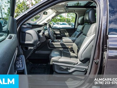 Used 2025 Ford Expedition Max Active AWD/4WD image 19