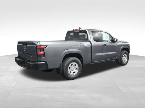 Used 2025 Nissan Frontier S AWD/4WD image 3