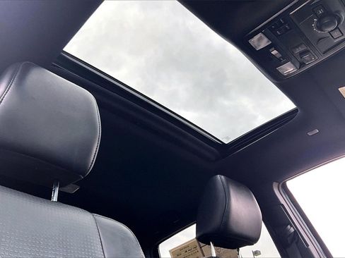 Used 2021 Toyota Tacoma TRD Off-Road w/ TRD Premium Off Road Package image 22