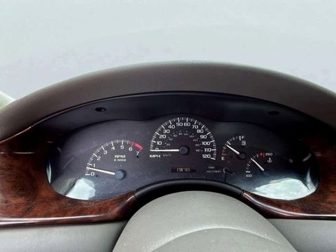 Used 2002 Chevrolet Malibu LS image 11