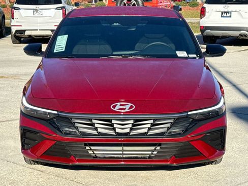 Certified 2025 Hyundai Elantra Sport image 2
