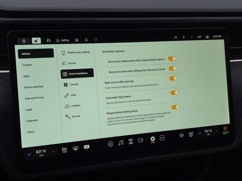 Used 2024 Rivian R1S Adventure image 64