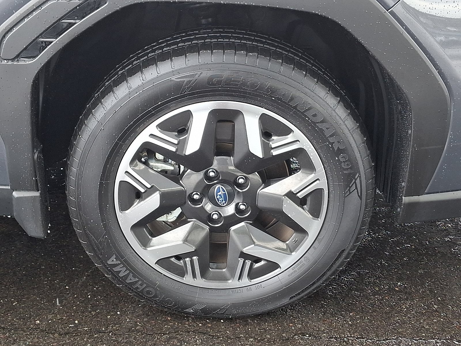 Certified 2025 Subaru Forester Premium AWD/4WD image 8