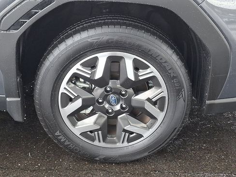 Certified 2025 Subaru Forester Premium AWD/4WD image 8