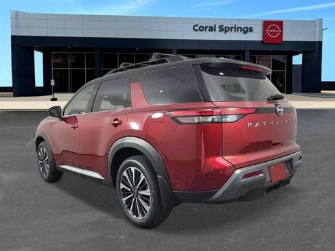 New 2026 Nissan Pathfinder Platinum AWD/4WD image 3