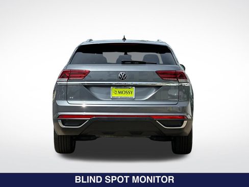 Used 2023 Volkswagen Atlas Cross Sport SE w/ Panoramic Sunroof Package FWD image 6