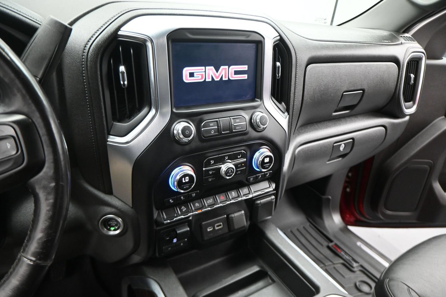 Used 2021 GMC Sierra 1500 SLT AWD/4WD image 5