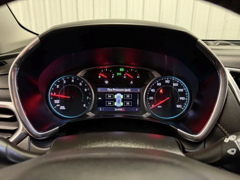 Used 2020 Chevrolet Equinox Premier w/ Premier Redline Edition FWD image 25
