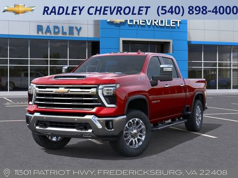 New 2026 Chevrolet Silverado 2500 LTZ w/ LTZ Premium Package image 6