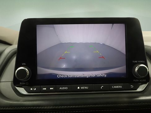 Used 2022 Nissan Rogue S FWD image 23