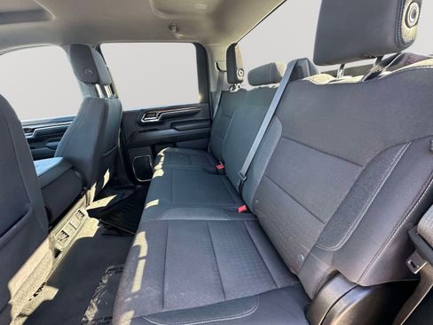 Used 2024 Chevrolet Silverado 2500 LT w/ Convenience Package image 32