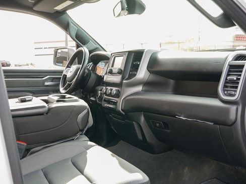 Used 2022 RAM 1500 Big Horn image 24