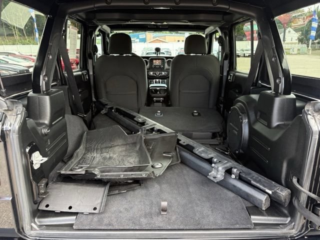 Used 2020 Jeep Wrangler Unlimited Sport AWD/4WD image 16