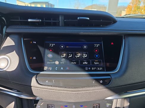 Used 2025 Cadillac XT5 Premium Luxury image 28