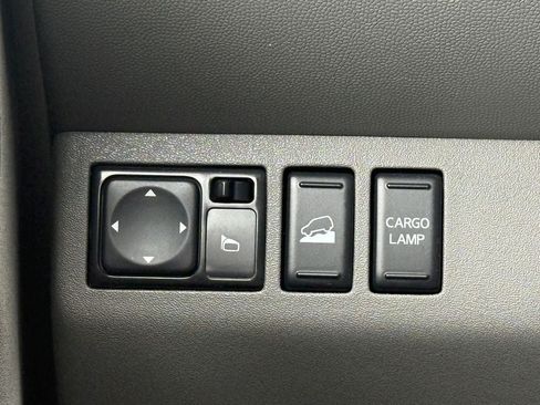 Used 2021 Nissan Frontier SV AWD/4WD image 19