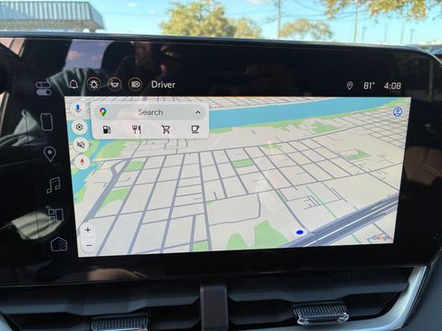 Used 2025 Chevrolet Equinox LT image 16