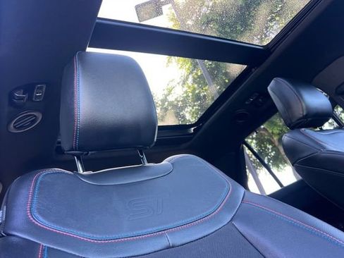 Used 2023 Ford Explorer ST w/ Equipment Group 401A AWD/4WD image 19