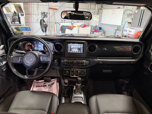 Used 2021 Jeep Wrangler Unlimited Sport AWD/4WD image 7