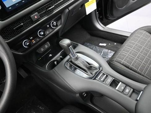 New 2026 Honda HR-V LX image 15