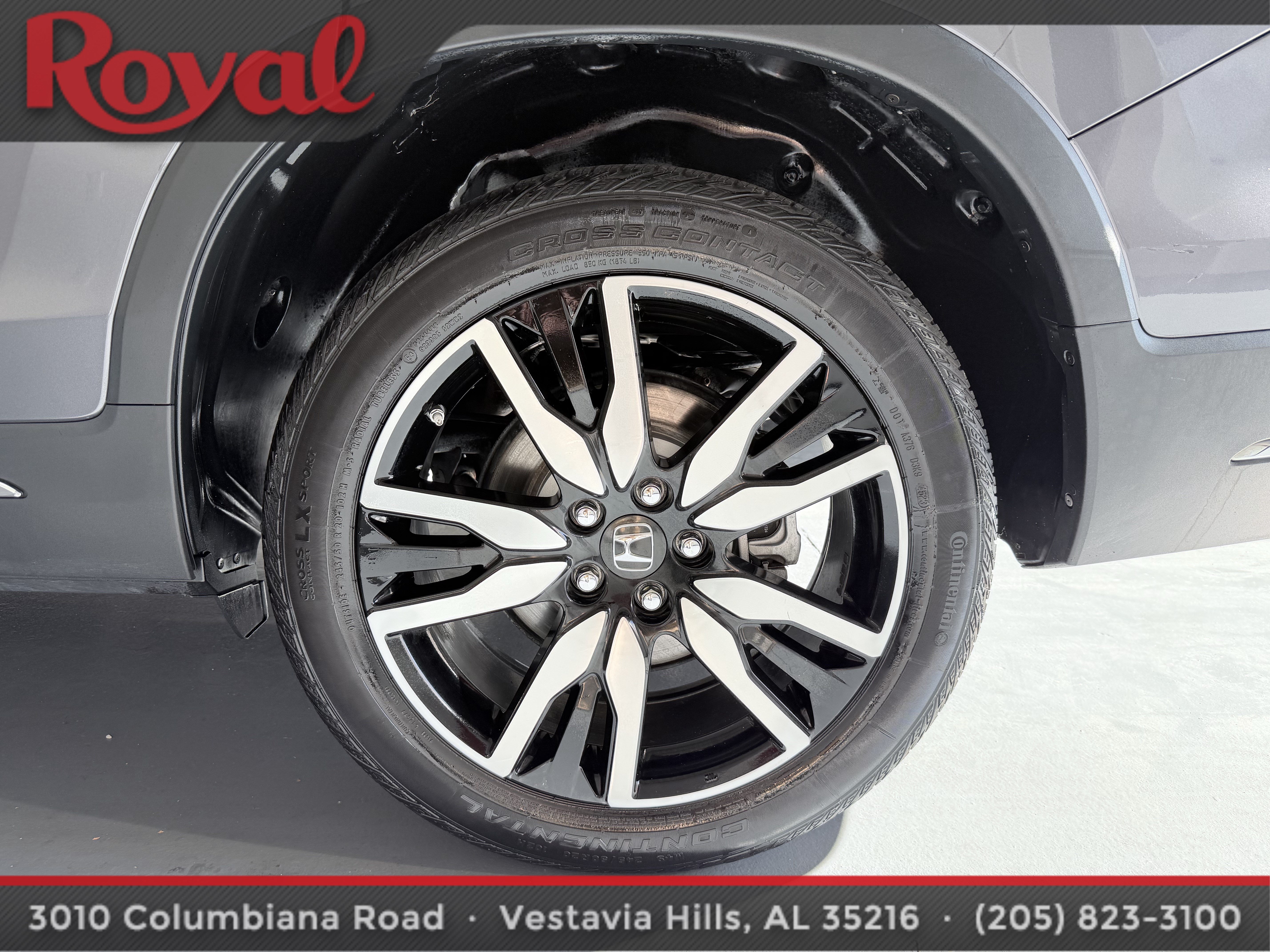 Used 2021 Honda Pilot Touring image 10