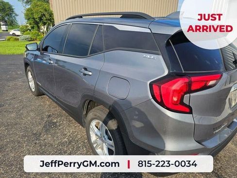 Used 2018 GMC Terrain SLE FWD image 13
