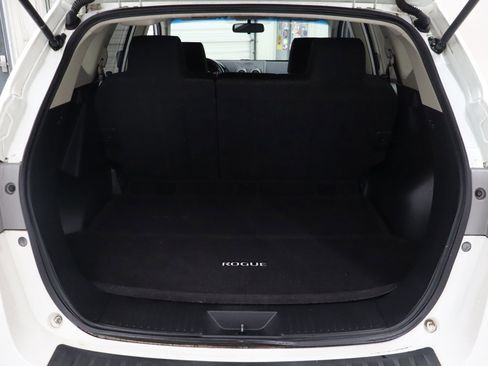 Used 2013 Nissan Rogue SV image 27