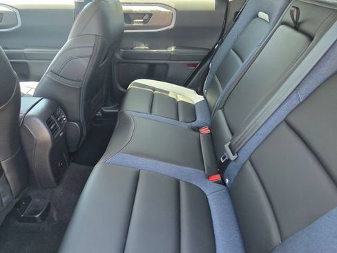 Used 2025 Ford Bronco Sport Outer Banks w/ Outer Banks Tech Package+ AWD/4WD image 9