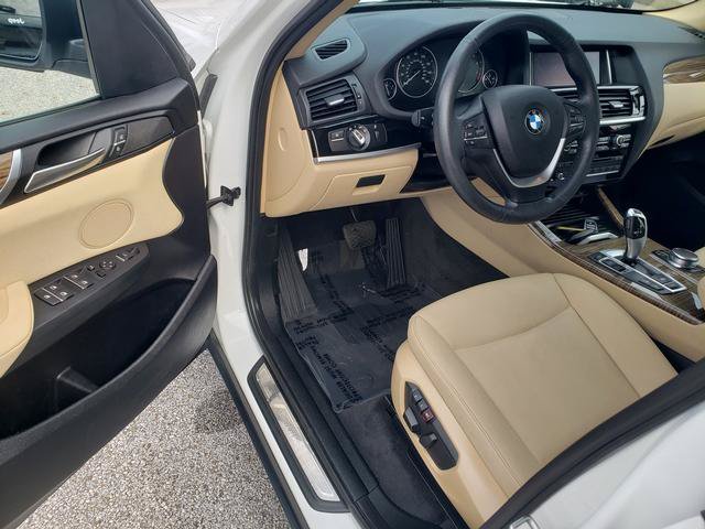 Used 2017 BMW X3 xDrive28i AWD/4WD image 9