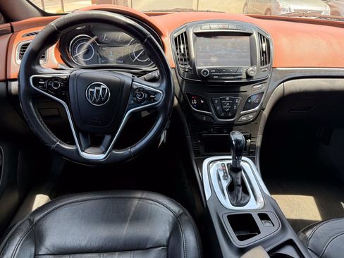 Used 2017 Buick Regal Sport Touring FWD image 14