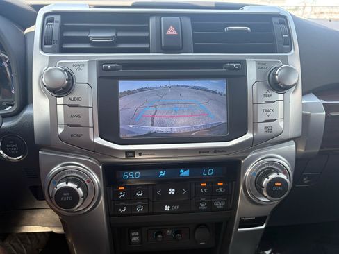 Used 2018 Toyota 4Runner Limited AWD/4WD image 49