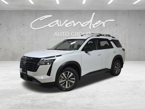 New 2026 Nissan Pathfinder SL FWD image 1